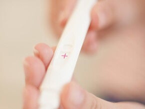 Вагітність при грудному вигодовуванні (ГВ): перші ознаки Вагітність при грудному вигодовуванні (ГВ): перші ознаки