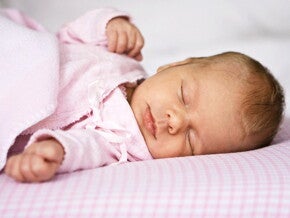 Розвиток дитини в 2 місяці Розвиток дитини в 2 місяці