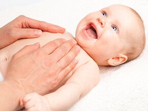 Як робити масаж новонародженому Як робити масаж новонародженому